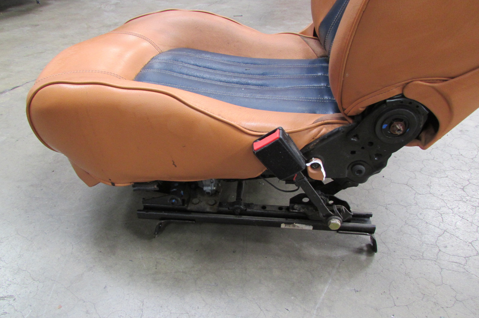 Maserati Quattroporte, RH, Right Front Seat, Cuoio, Used