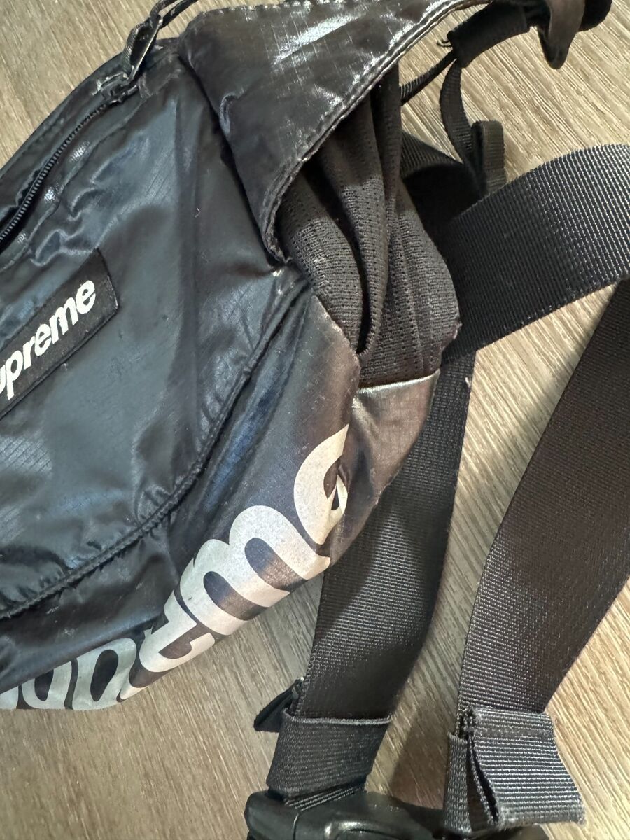 Supreme Cordura Waist Bag FW17 (Fair Condition) Used Rare Supreme Cordura Waist Bag FW17 (Fair Condition) Used Rare