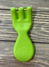 Leap Frog Shapes  Sharing Picnic Basket Shape Replacement Part Toy FORK Green
