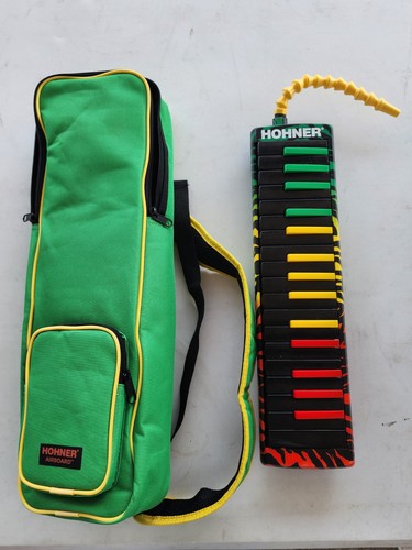 Hohner AirBoard 32-Key Melodica Rasta Print With Carry Case WORKS