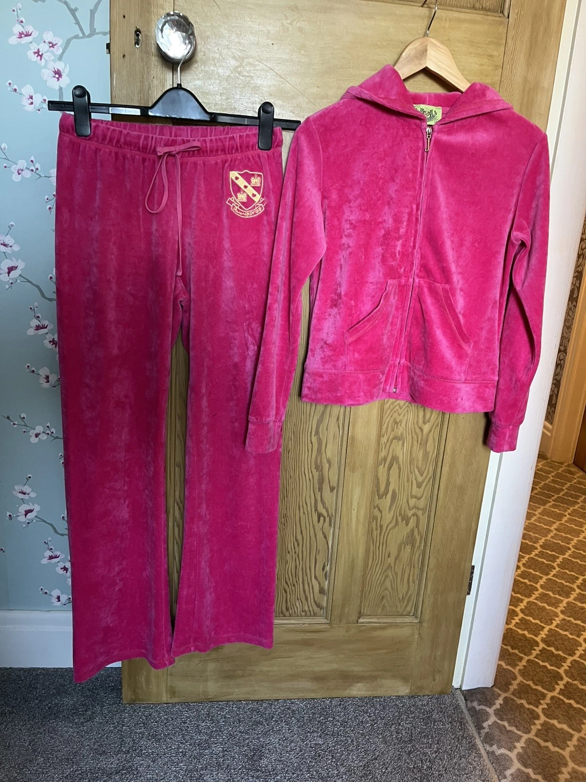 Vintage Juicy Couture Velour Tracksuit L Hoodie & bottoms 2 Piece pink