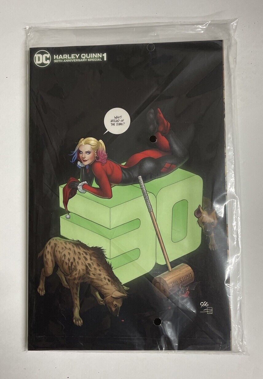 HARLEY QUINN 30th ANNIVERSARY SPECIAL #1 CHO 1:10 Glow Ratio Variant NM Sealed