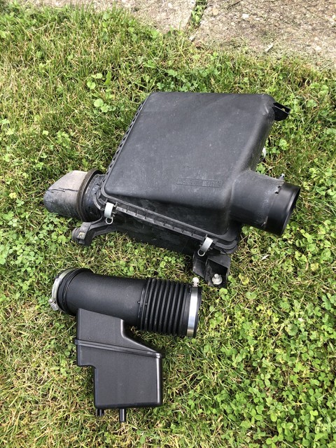 Toyota Tundra OEM FACTORY Air Intake Assembly Box 5.7 V8 2007-2013