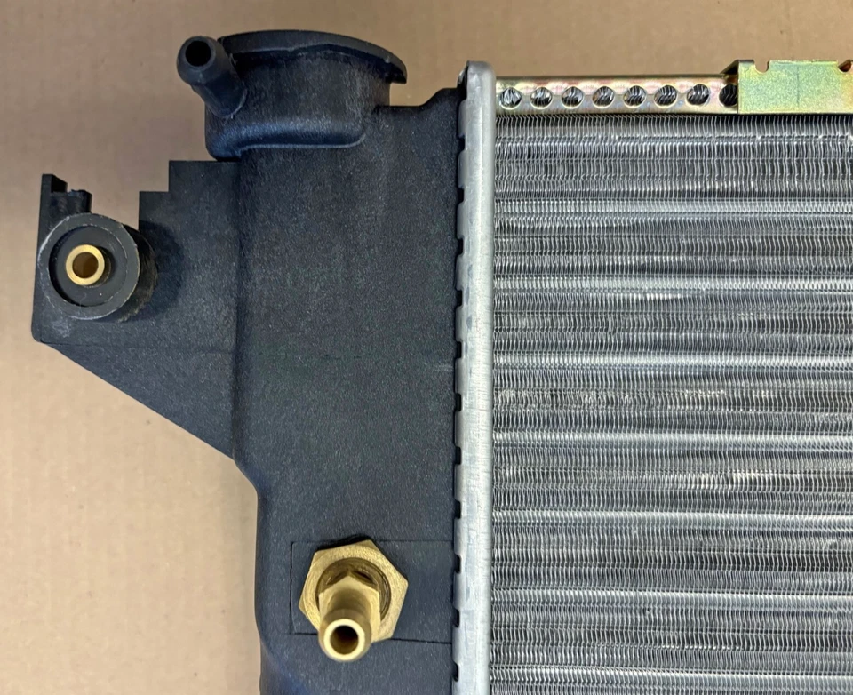 NEW Radiator DPI 980 Dodge Shadow & Plymouth Sundance 1987-1990 2.2 2.5 - Image 4 of 4