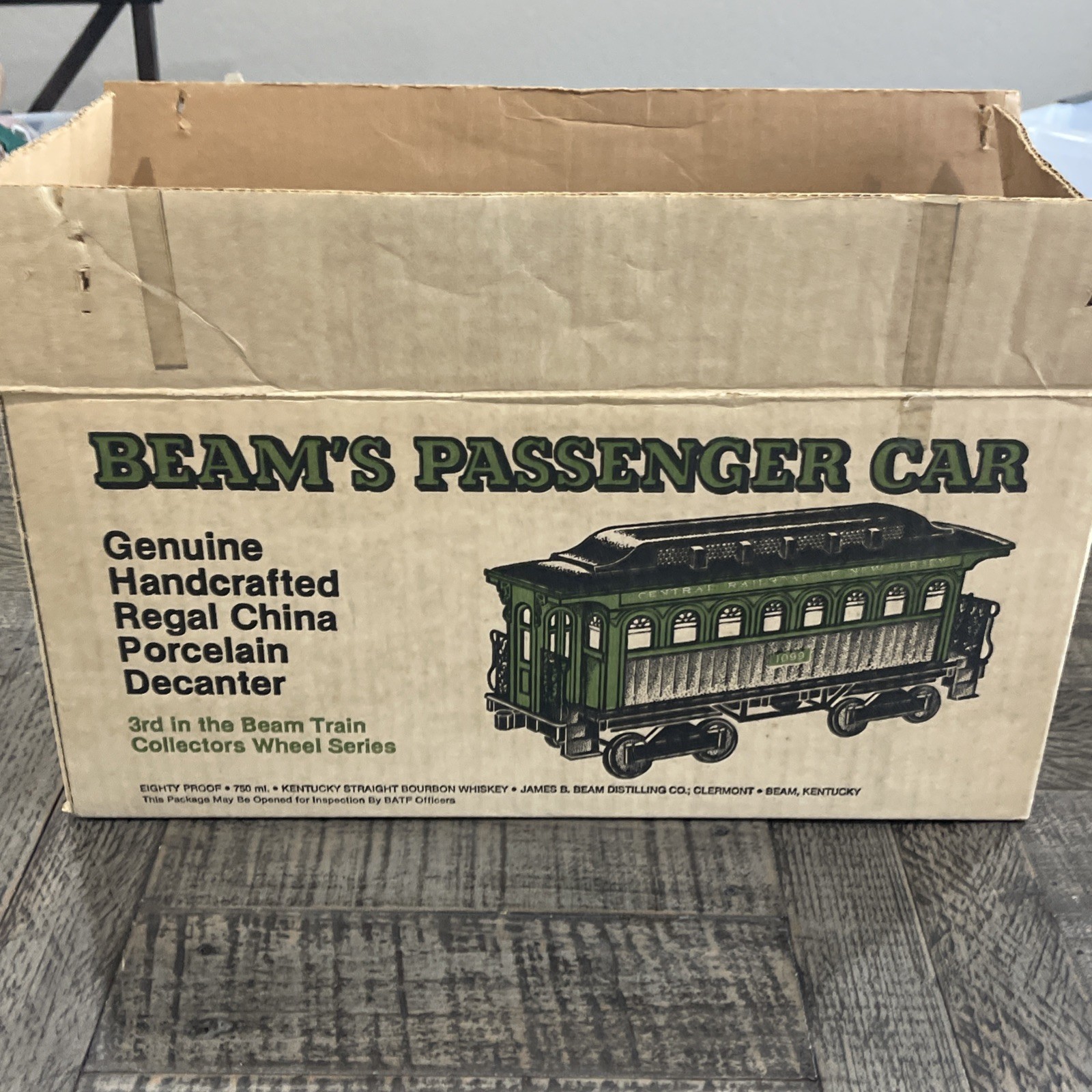 ￼Jim Beam Passenger Car Train Decanter EMPTY#1099 bourbon ￼