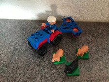 Lego Duplo Traktor blau mit Fahrer+Walze+3Bauernhoftiere auf Platte
