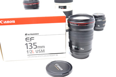 NEAR MINT Canon EF 135-135mm F/2 L USM Lens with Box + Both caps
