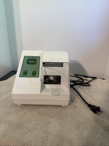 Dental Amalgamator 4200rpm for Mixing Silver Mercury Capsule in Dentistry