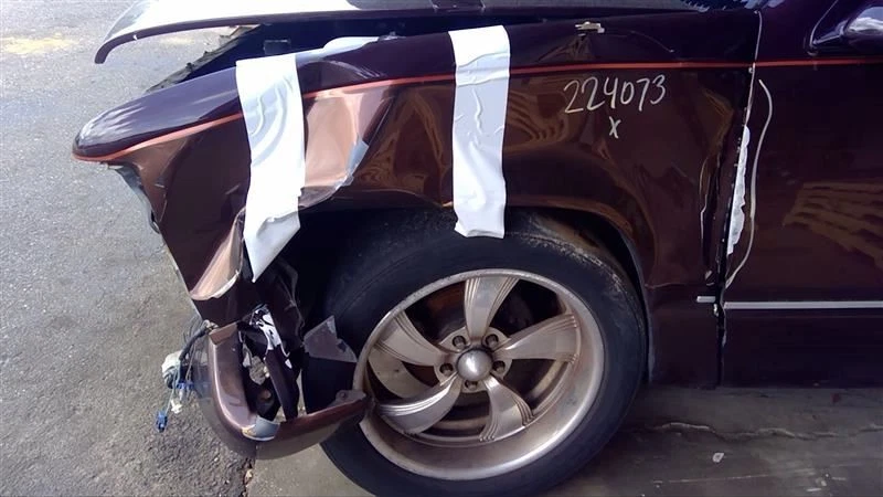 (LOCAL PICKUP ONLY) Back Glass I-beam Front Axle Only Fits 88-02 CHEVROLET 3500 Foto 2 de 4