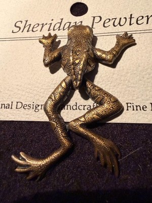 Vintage Sheridan Pewter Frog, Brooch, Pin, 2 1/2 inches , swinging legs!