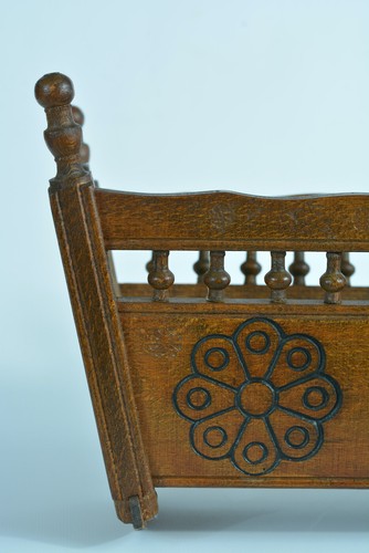 Bretonisch / Bretagne Holz Miniatur Roll Halterung Handgeschnitzt Möbel - Bild 4 von 8