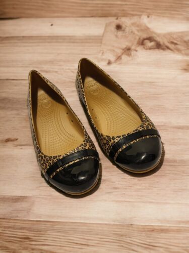 Crocs Womens Size 7 Cap Toe Leopard Print Ballet Flats Slip On Shoes 200681 - Picture 2 of 11