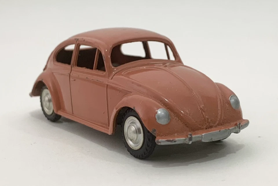 Marklin Salmon Volkswagen Beetle Vintage Original 1/43 Diecast Car 23912 - Image 2 of 4