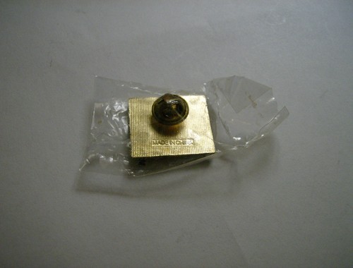 NEU USA Flagge Pin Sterne und Balken - Bild 2 von 3
