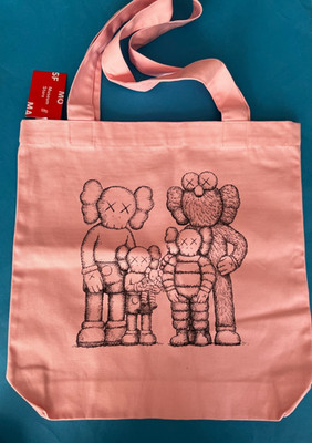 バッグ TOTE BAG KAWS SMALL KAWS FAMILY Pink Tote Bag - SFMOMA | eBay