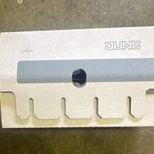 JUNG Steckdosen-Einsätze Schuko weiß Mehrfa...