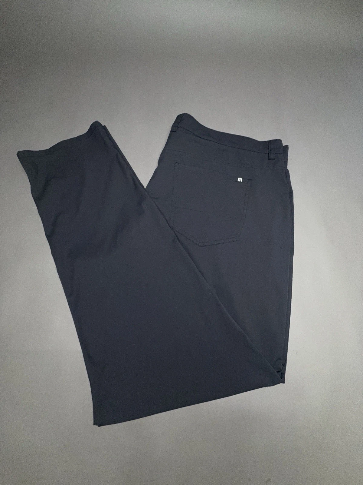 Travis Mathew Pants Mens 40 Black Polyester Straight Leg Dress Golf Classic Fit