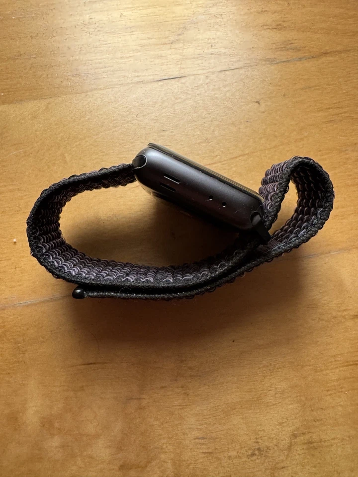 Apple Watch Series 3, 38mm, Space Grey - Image 2 of 4