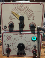 Heathkit C2 Signal Generator and G-1 Condenser Checker--READ DESCRIPTION