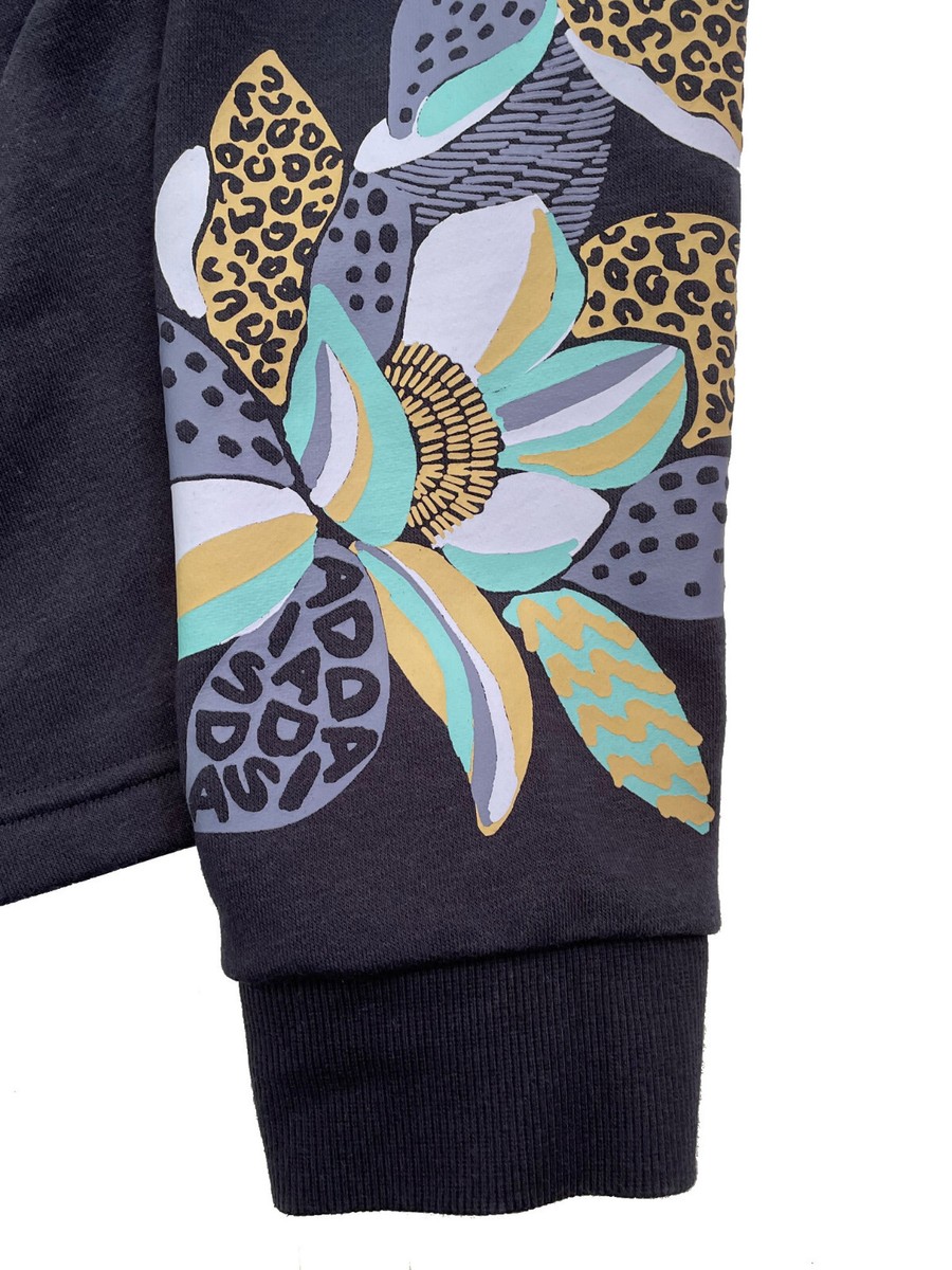 adidas originals アディダス　ファーム　トレーナー　紫陽花柄 ADIDAS x FARM RIO Cropped Sweatshirt Pullover Navy Lavender Aqua