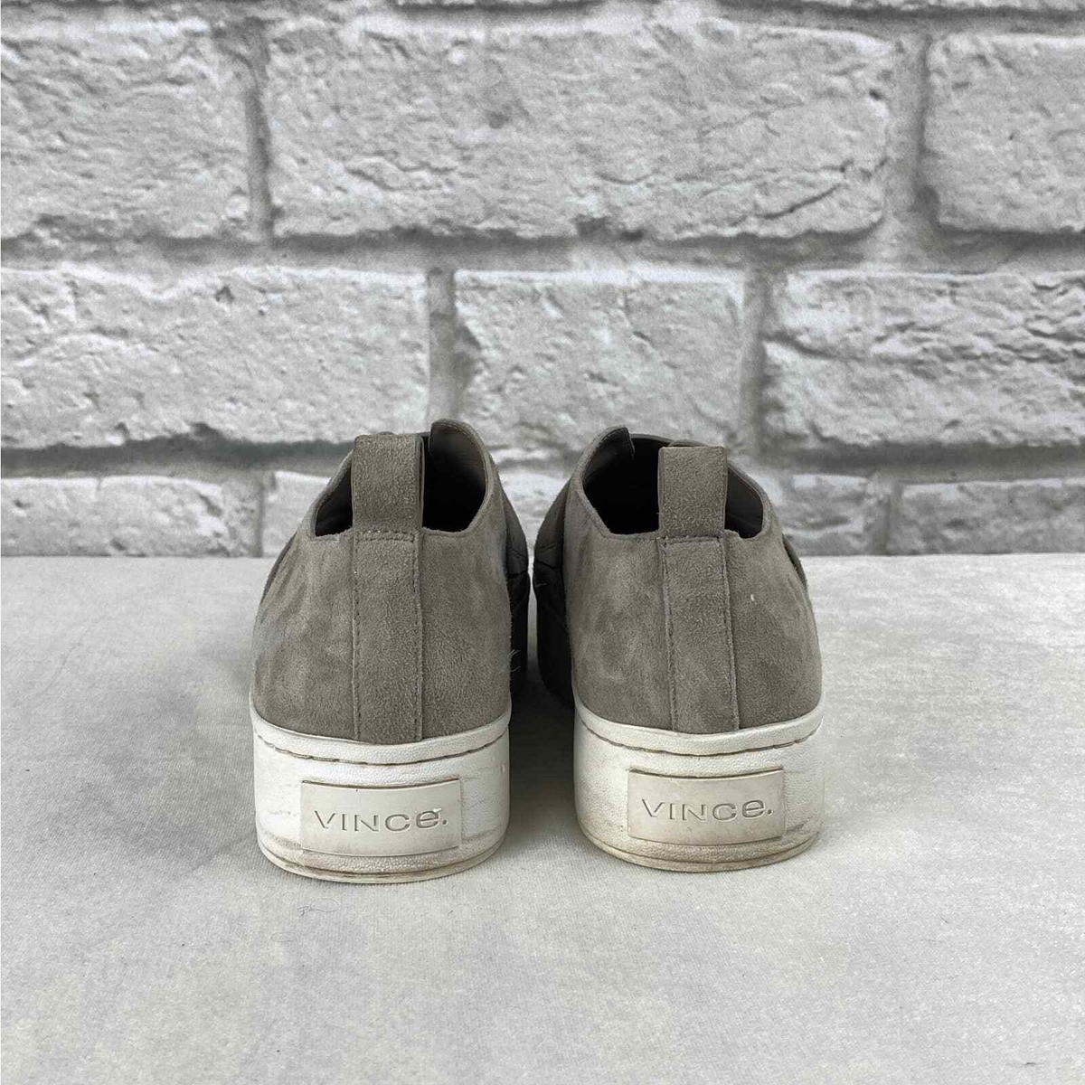 Vince Wallace Grey Suede Slip-On Platform Shoes Size 8 VINCE Wallace Suede Platform Slip On Grey Gray Sneakers  main image 3
