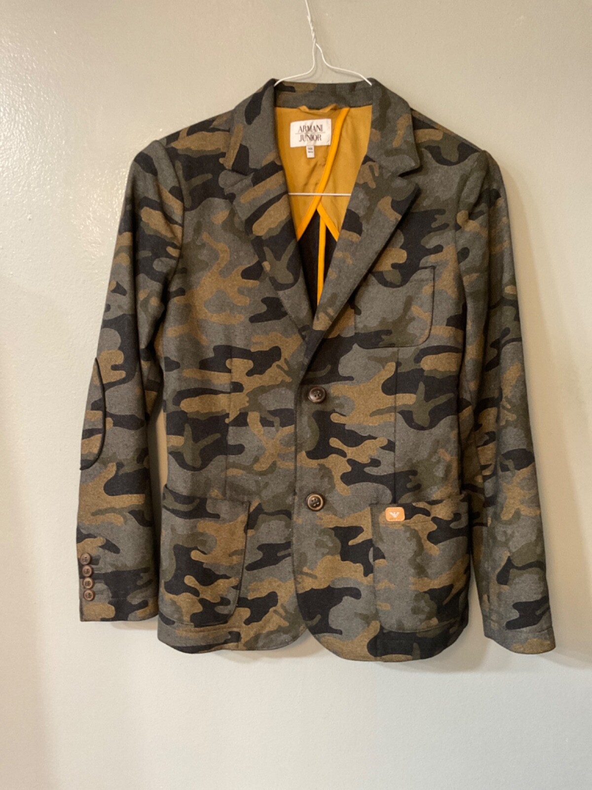 Picture 1 of 4