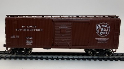 HO Roundhouse St Louis Southwestern Cotton Belt 40  Boxcar 31825 Kadee Wheels