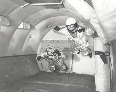 MERCURY ASTRONAUTS ZERO G TRAINING C-131 AIRCRAFT 1959 8X10 PHOTO