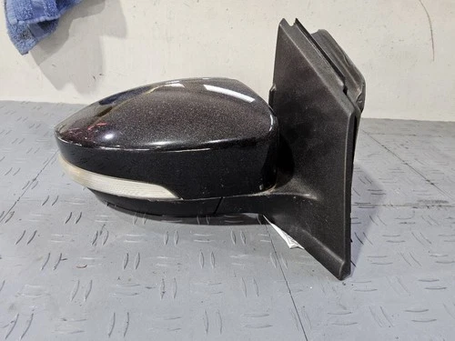 2013-2016 Ford Escape Passenger Side View Mirror Power w/Blind Spot Alert