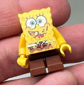 LEGO SpongeBob SquarePants Krusty Krab 3825 Mostly Complete.. READ Description