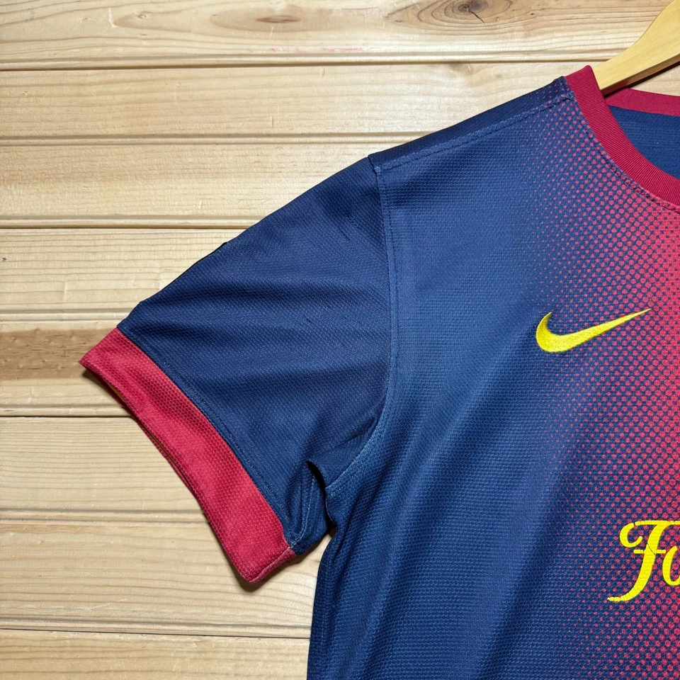 Nike Dri Fit Lionel Messi #10 FC Barcelona Home World Cup Soccer Jersey - Medium - Image 4 of 4