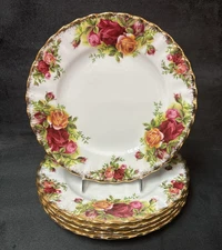 Royal Albert OLD COUNTRY ROSES (England) Bread Plate 6 1/4 Inches OLD MARK