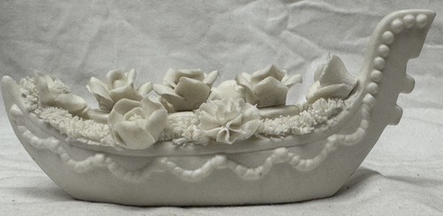 VINTAGE ARDALT LENWILE CHINA IVORY ROSES GONDOLA LIPSTICK/PERFUME HOLDER - Picture 9 of 13