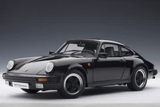 *SUPER RARE* Autoart 1/18 Porsche 911 Carrera 1988 Black