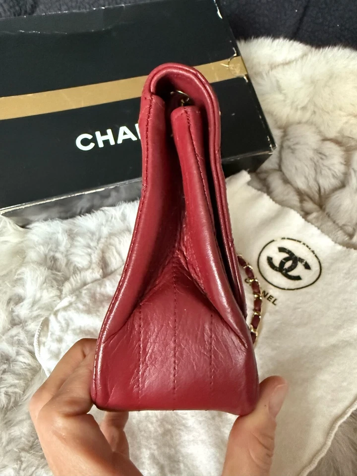 Bolso Chanel Auténtico Rojo Solapa Única Foto 2 de 4