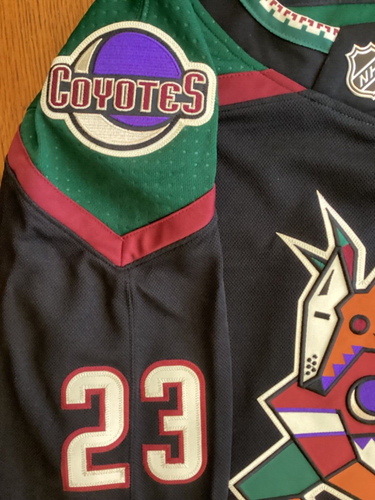 Adidas Ekman-Larsson Phoenix Coyotes Black Kachina w/ Strap size 44 Jersey NWT - Picture 13 of 18