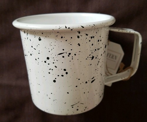 Fiddle+Fern Enamel Mug 24oz Coffee/Tea/Camping Cup, White/Black Speckled New - Picture 4 of 11