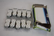 LEVITON T5320-W Electrical Outlets Tamper Resistant 15A-125V AC/CA White 10 Pack