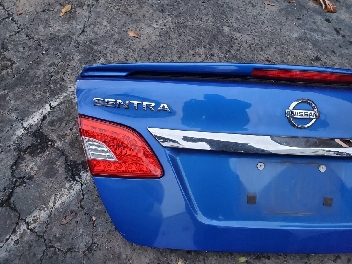あお。ページ @19個 2013 - 2019 Nissan Sentra Trunk Lid Assembly Blue Without Camera