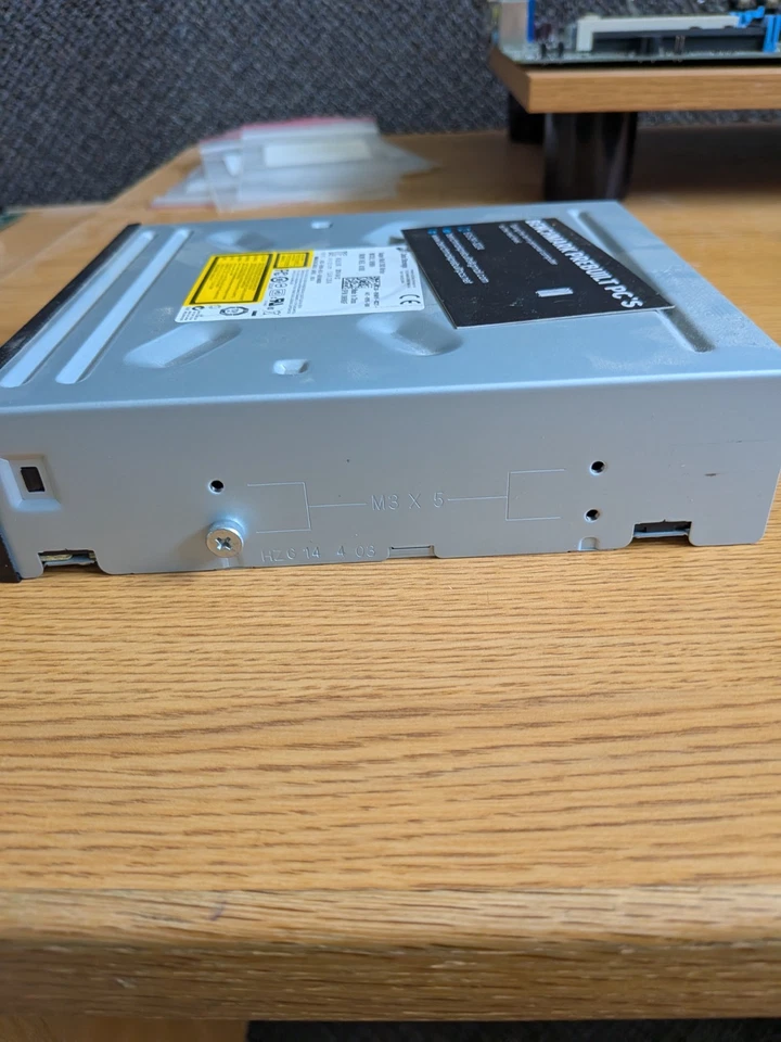 Armazenamento de dados HL Super Multi DVD+RW GHB0N 96N9F. Vem com cabo de dados Sata. - Imagem 4 de 4