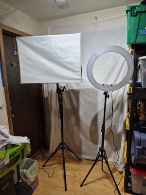Neewer 18 inch LED Ring Light Kit Has Carry Bag Plus Additional Softbox Light 