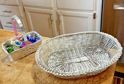Set-2 VTG Woven Silvery Metal Baskets Moveable Handle Bread Easter Wire MCM