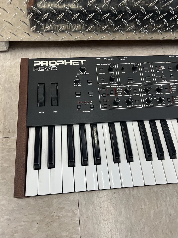 Dave Smith Prophet Rev2 Synth 61-Key 8-Voice Polyphonic Synthesizer Keyboard - Image 2 of 4