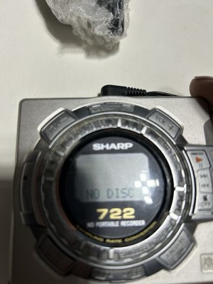 Sharp MD-MS722 Portable MiniDisc Recorder/Player with Remote