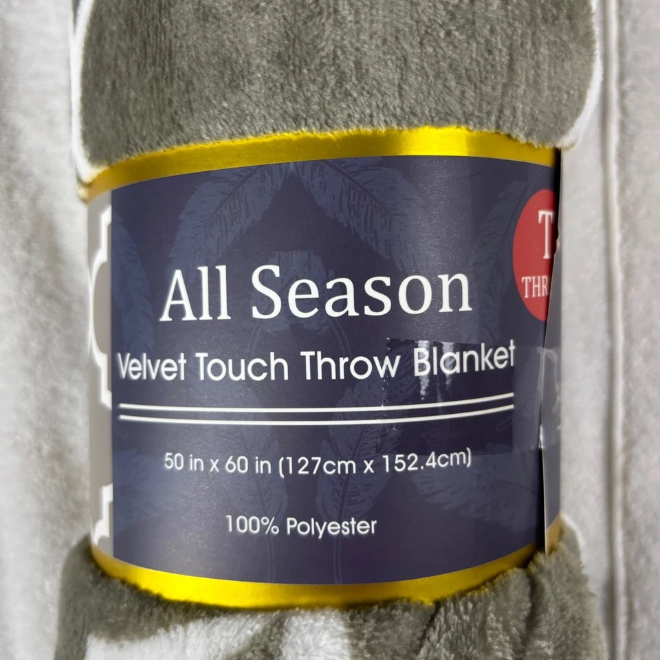 All Season Velvet Touch Throw Blanket Gray White Geometric Trellis Cozy 50x60 - Image 2 of 4