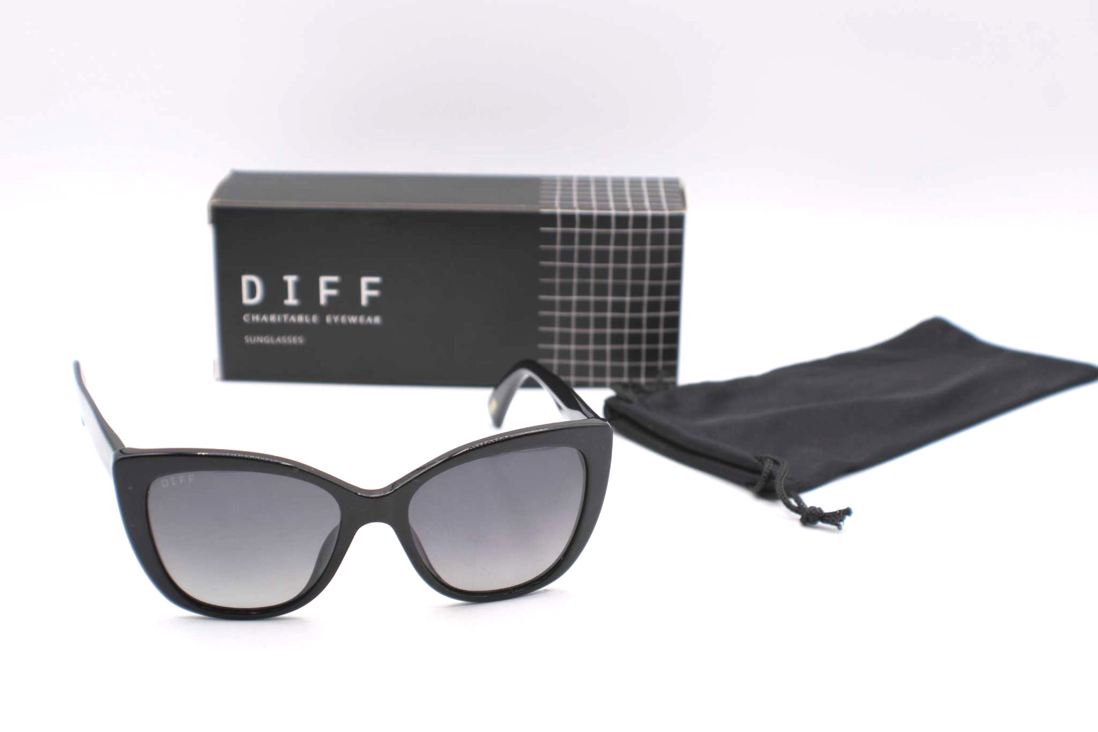 DIFF Eyewear Ruby Polarized Sunglasses Black Cat … - image 1
