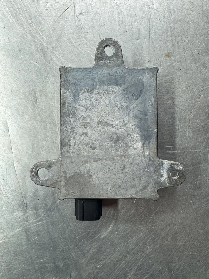 Módulo sensor monitor ponto cego 2015-2017 Lexus GS 350 200t fabricante de equipamento original 88162-0W360 - Imagem 3 de 3