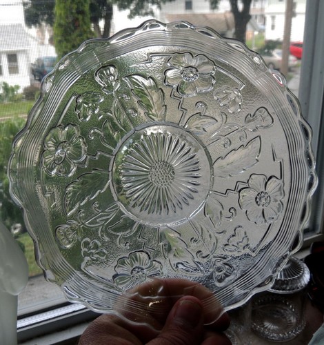 Northwood Clear Glass Ruffled Floral Dish - Picture 10 of 10