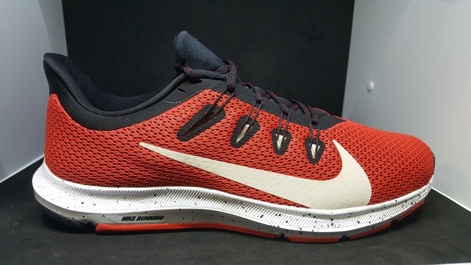 Nike Mens Quest SE CJ6185-600 Running University Red