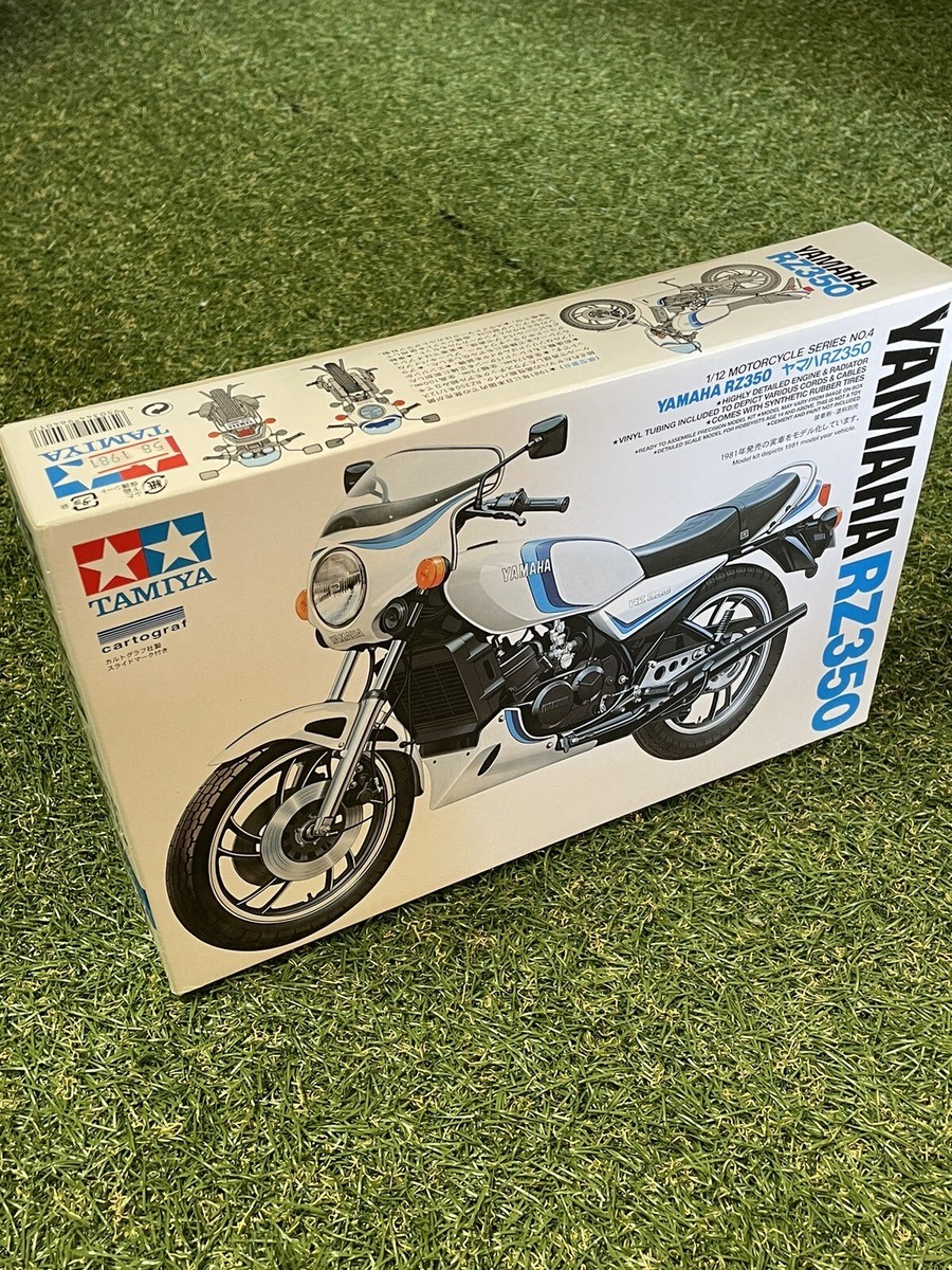 TAMIYA 1/12 YAMAHA RZ250 ＆ RZ350 Tamiya Yamaha RZ350 1/12 Scale Model Build - YouTube